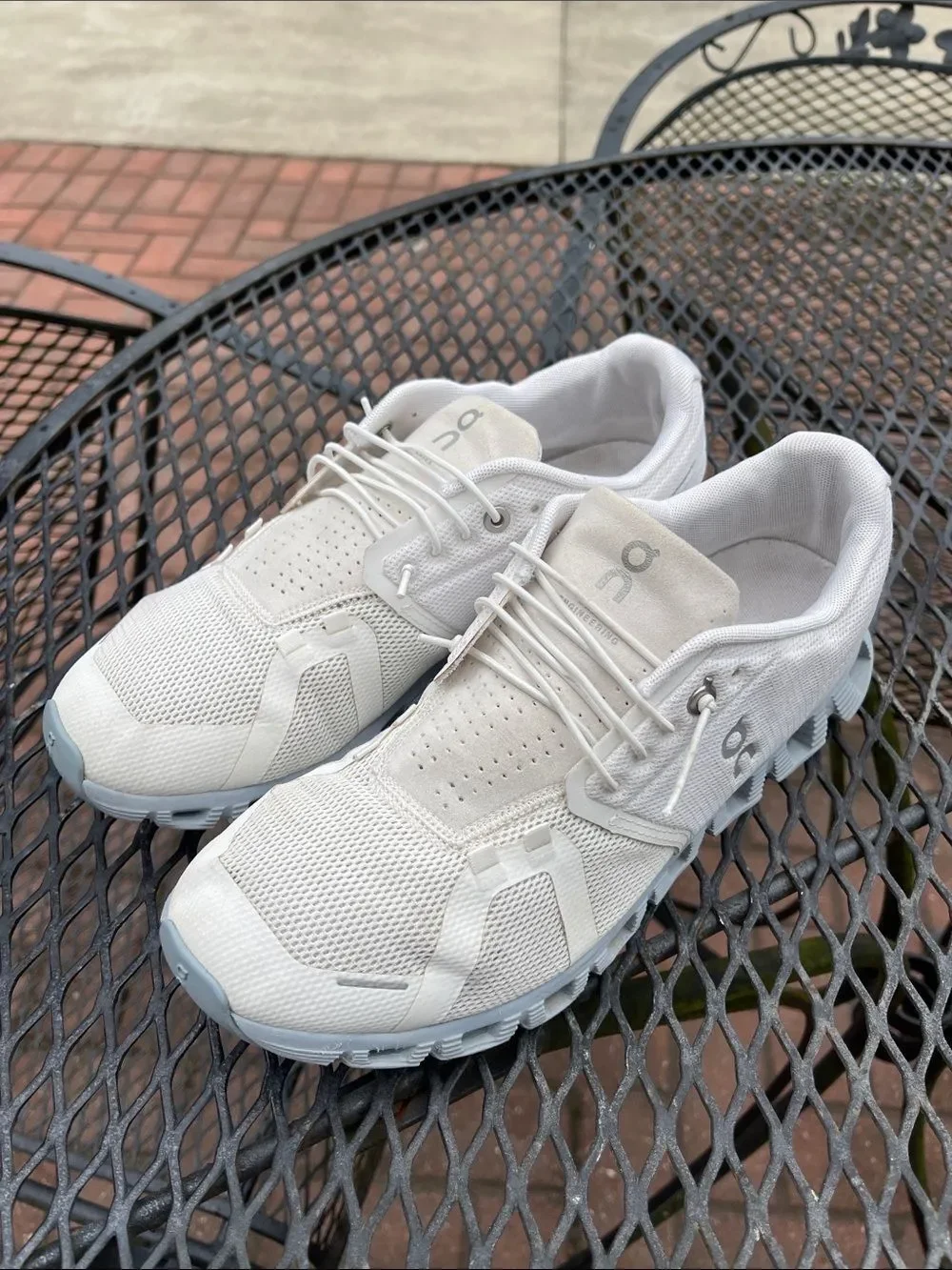 On Running ON Women’s Cloud 5 'White Chambray' Size 10 Style # 59 98886